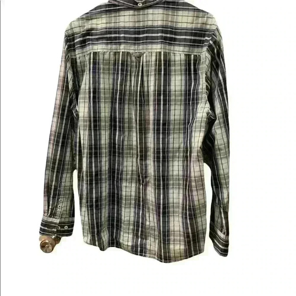 Tommy Bahama Men’s Button Down Plaid Shirt - Picture 2 of 6